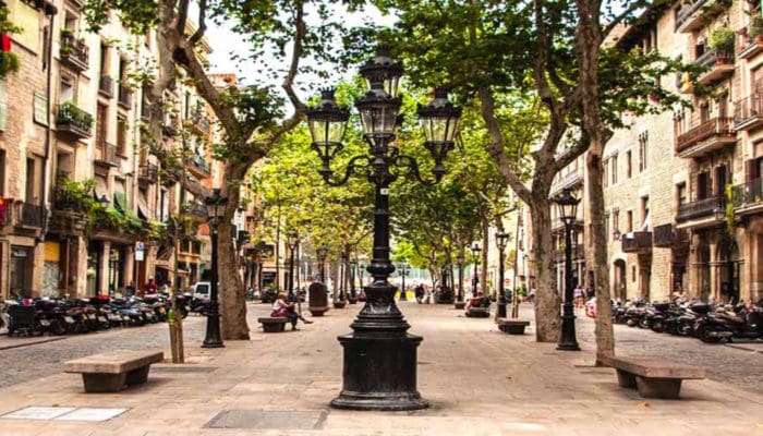 street in el born barcelona